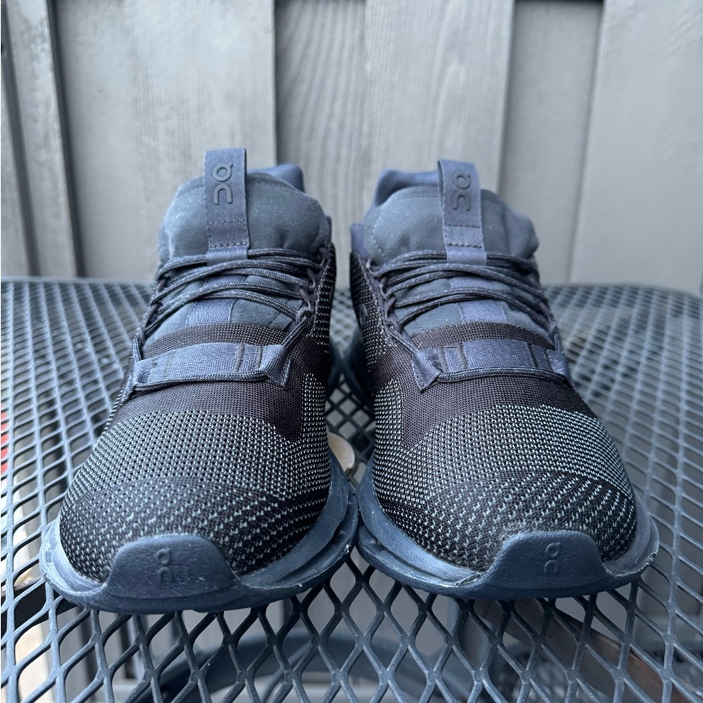 On Cloud cloudnova running/training shoes in wome… - image 3